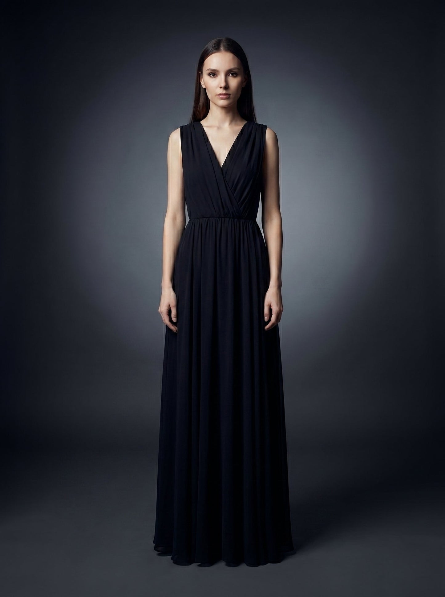 Elegant Sleeveless V-Neck Maxi Dress for Women